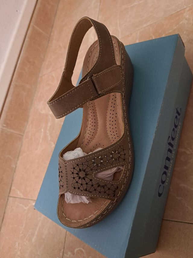 Sandalias Comfeet Marrones Mujer