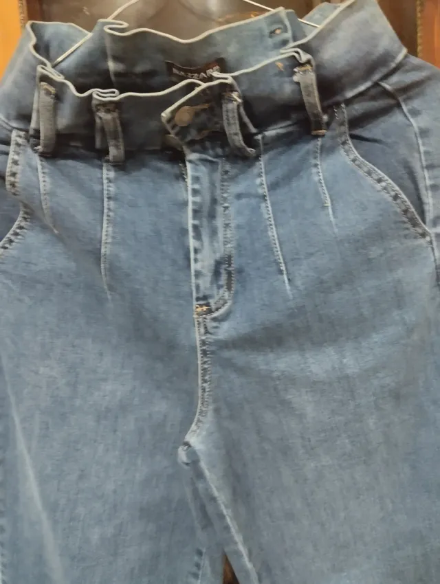 Jeans donna vita alta a palazzo