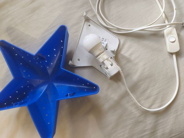 Lámpara Estrella Azul Ikea