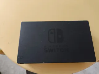 Nintendo Switch Azul y Rojo con Caja