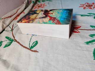 Danza de dragones. Ed. Omnium 19cm.