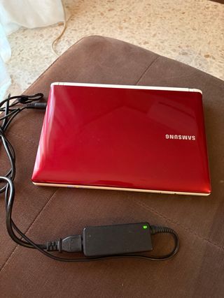 Portátil Samsung N150 Plus Rojo