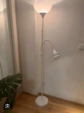 Lámpara de pie moderna