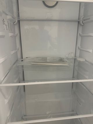 Nevera casi nueva