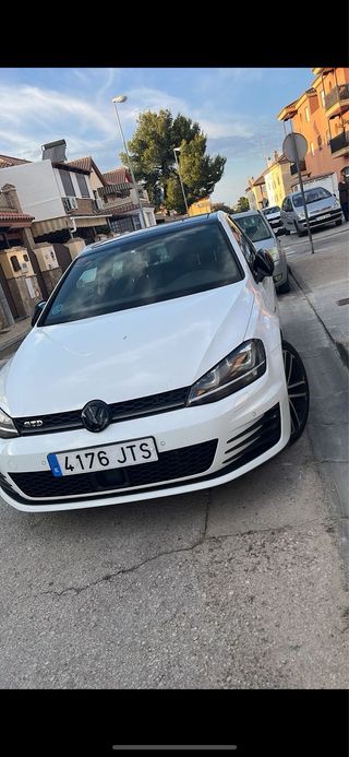 Volkswagen golf gtd dsg automatic