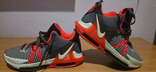 Zapatillas Nike Lebron James Talla 42