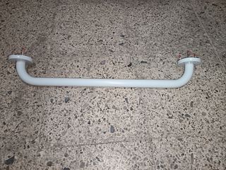 Agarradera 63cm pasa manos