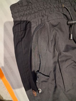 Pantalones de esquí negros con tirantes Talla P