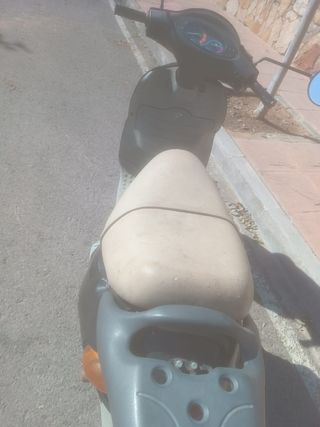 Ciclomotor Daelim Message