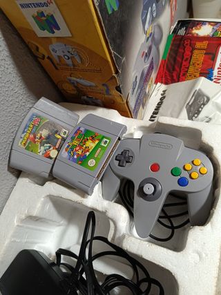 Nintendo 64 Negra con caja + 2 Juegos de mario