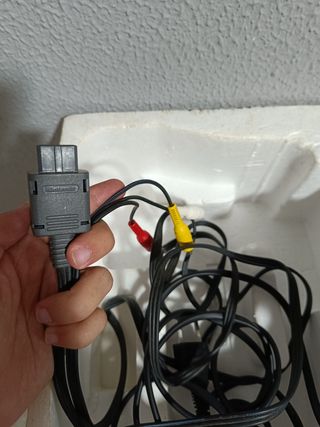 Nintendo 64 Negra con caja + 2 Juegos de mario