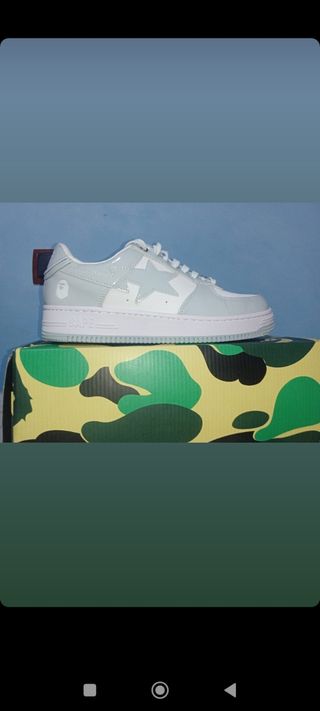 Zapatillas BAPE BAPESTA grises y blancas