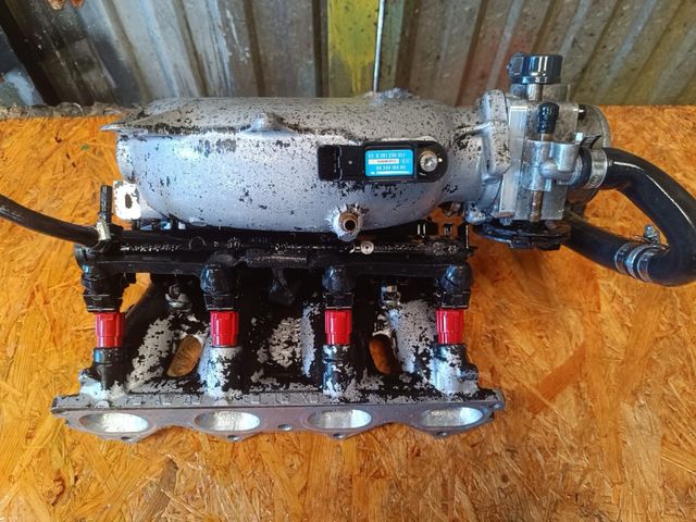 colector admisión aluminio c2 vts NFS con mariposa