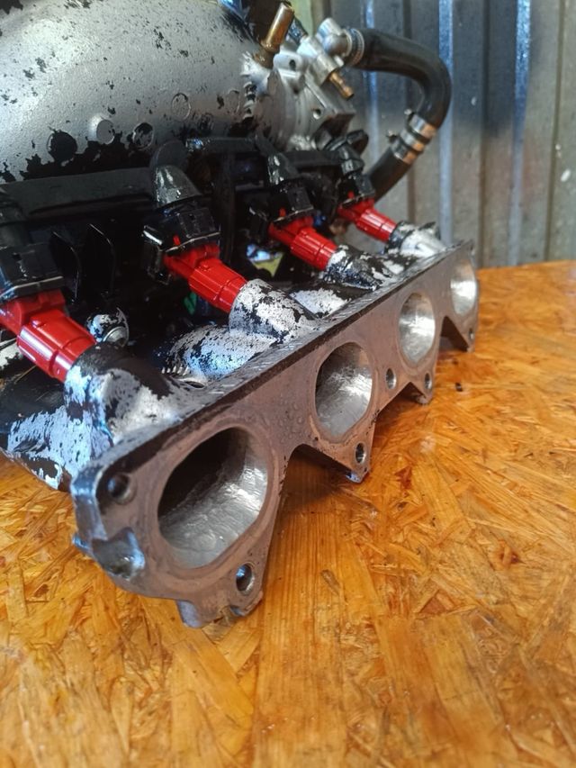 colector admisión aluminio c2 vts NFS con mariposa