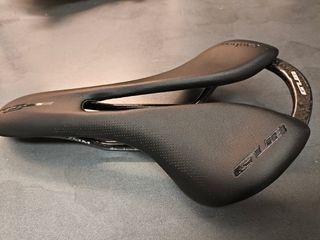 Sillín Carbono 270x155