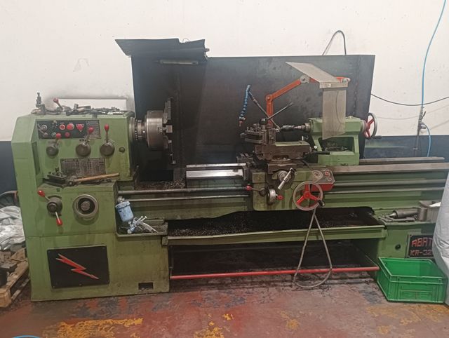 Torno ABATE KR 320 - 2 metros