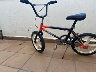 Bicicleta BMX Orbea Roja y Negra