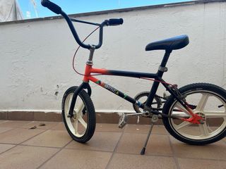 Bicicleta BMX Orbea Roja y Negra