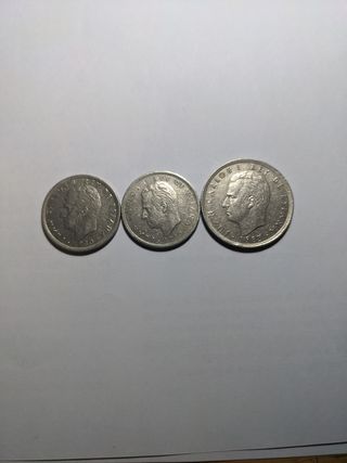 Lote 3 monedas 5 y 25 ptas 1980, 1980, 1983