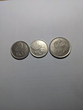 Lote 3 monedas 5 y 25 ptas 1980, 1980, 1983