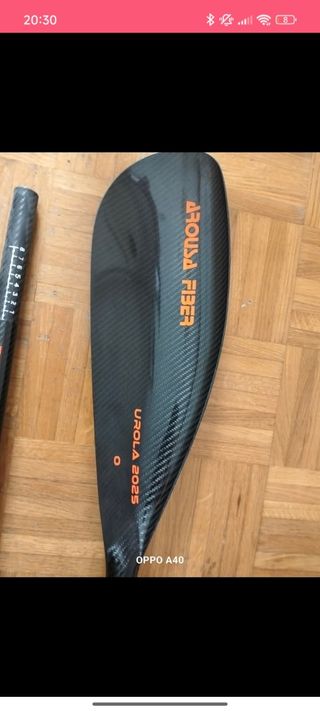 Pala de piragua carbono URQOLA 2025