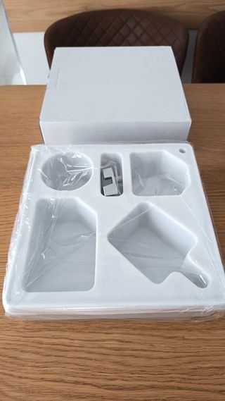 Vassoio portaoggetti quadrato grigio