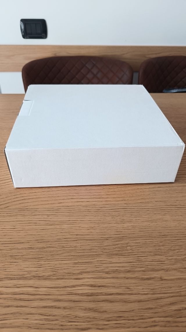 Vassoio portaoggetti quadrato grigio