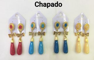 Pendiente largos dorados con piedra
Varios colores