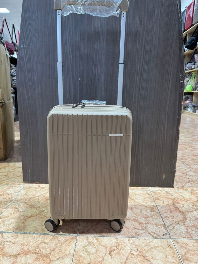 Juego 3 Maletas Polipropileno Beige