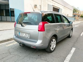 eugeot 5008 Style 1.6 HDI 120 cv