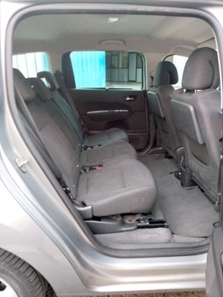 eugeot 5008 Style 1.6 HDI 120 cv