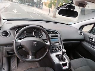 eugeot 5008 Style 1.6 HDI 120 cv
