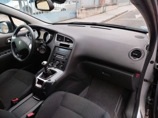 eugeot 5008 Style 1.6 HDI 120 cv