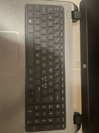 Ordenador portátil HP 255