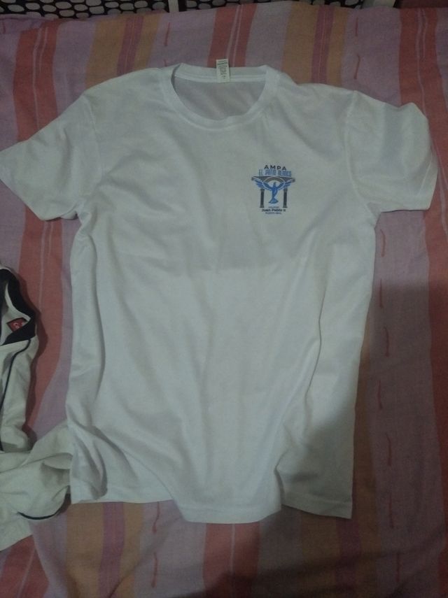Camiseta deptiva Juan Pablo IImanga corta.+ regalo