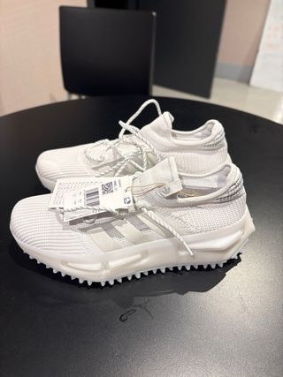 Adidas NMD S2 Talla 44 Blancas