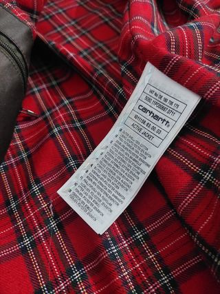Chaqueta Carhartt Talla M Verde con Forro Rojo