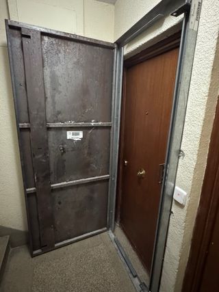 Puerta antiokupa