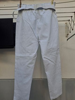 Pantalón T 46-48 Blanco Nuevo con Etiquetas.  