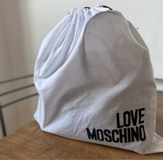 Bolso Love Moschino Negro y Rojo