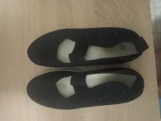 Zapatillas deportivas negras y azules