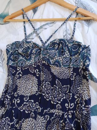 Mono Zara floral azul talla M