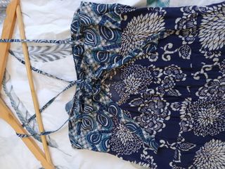 Mono Zara floral azul talla M