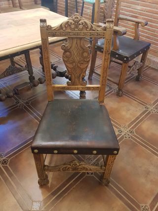 Conjunto comedor madera maciza tallada