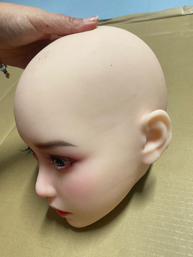 Cabeza de silicona realista mujer