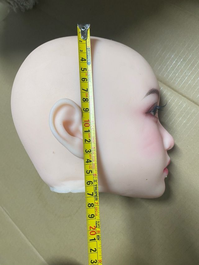 Cabeza de silicona realista mujer