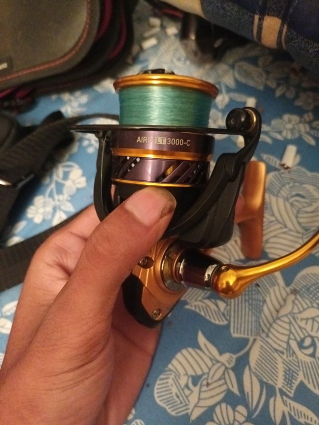 Carrete de pesca Eging Daiwa 3000-C