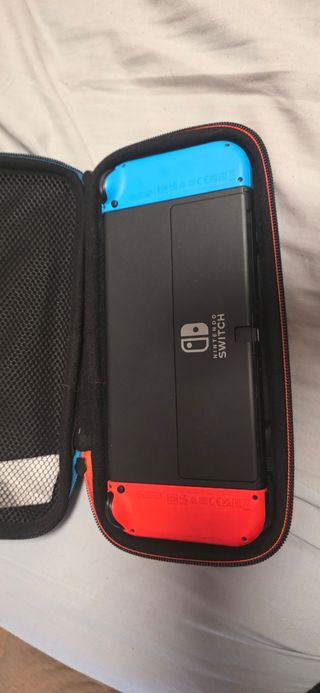 Nintendo Switch OLED Azul/Rojo