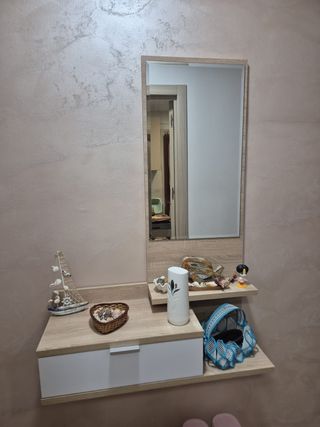 Mueble de entrada madera y blanco