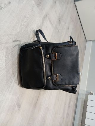 Bolso mochila polipiel negro